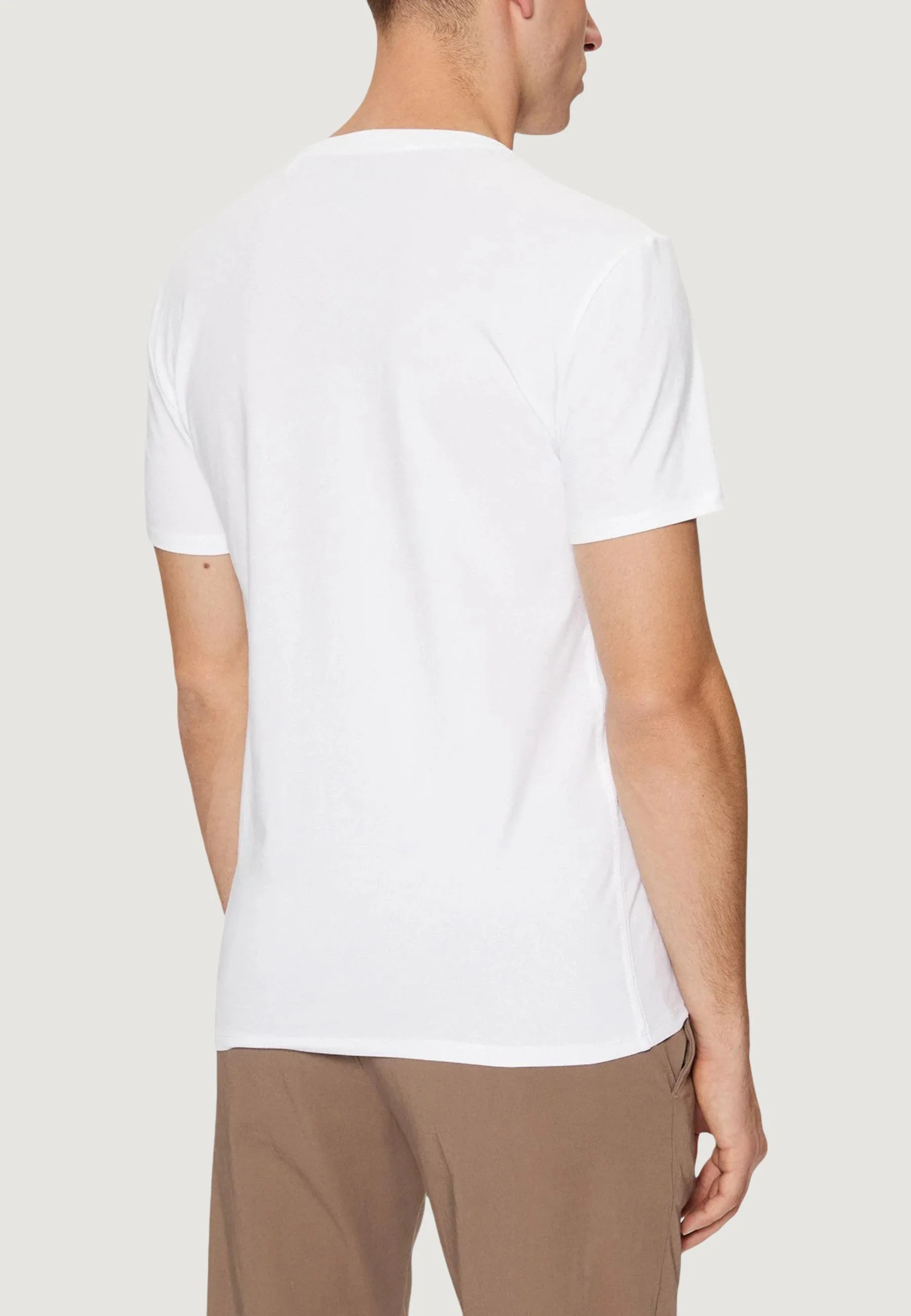 T-shirt Guess CN SS CORE TEE - Image 2