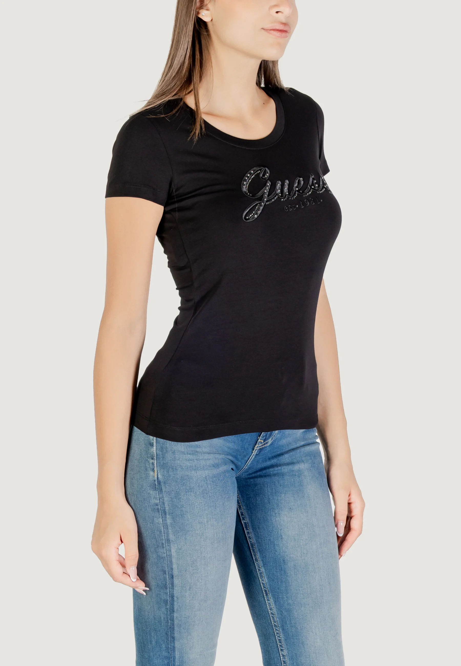 T-shirt Guess CN SS EMBRO SCRIPT LOGO TEE - Image 3