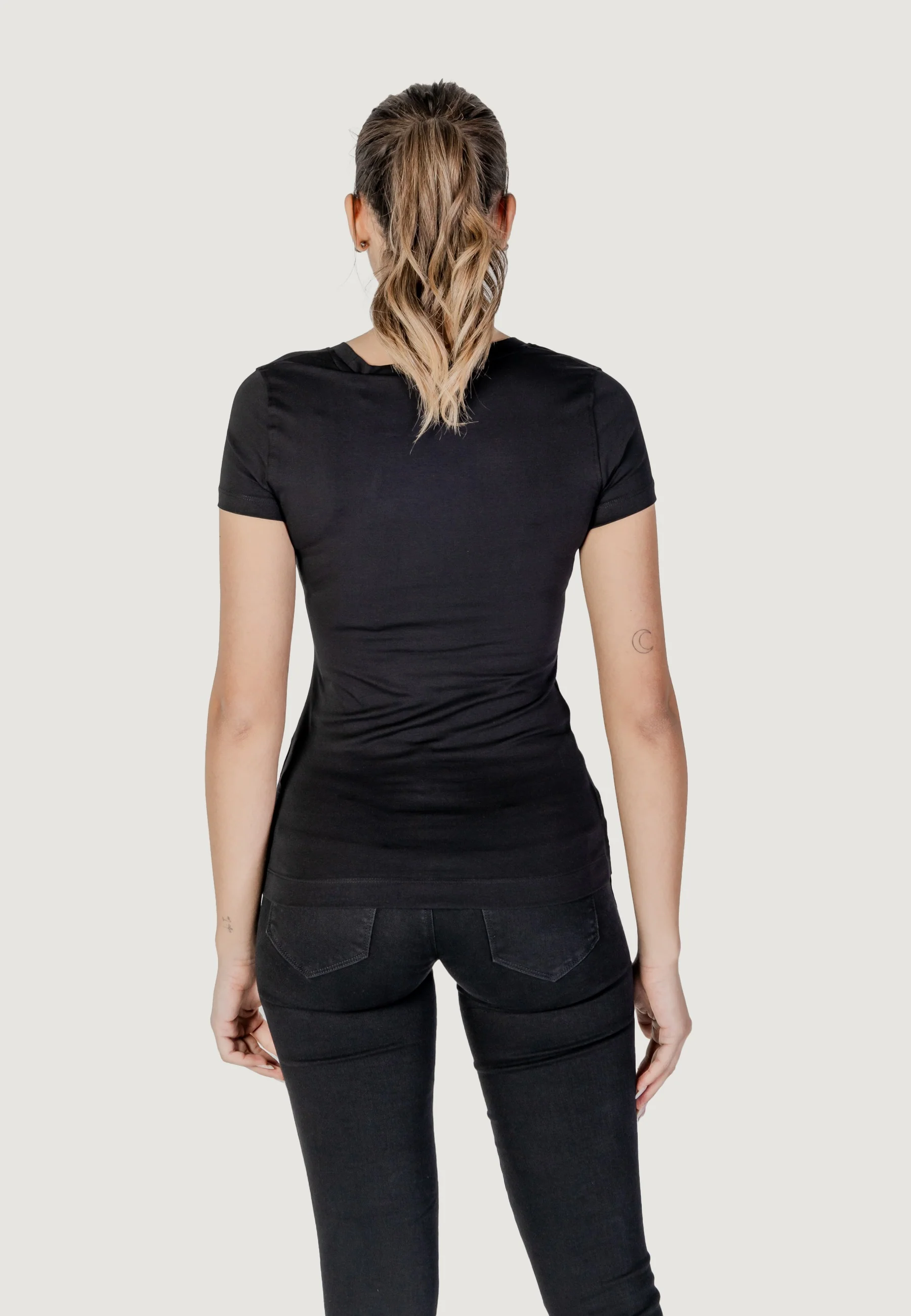 T-shirt Guess CN SS GLITTER DEGRAD - Image 4
