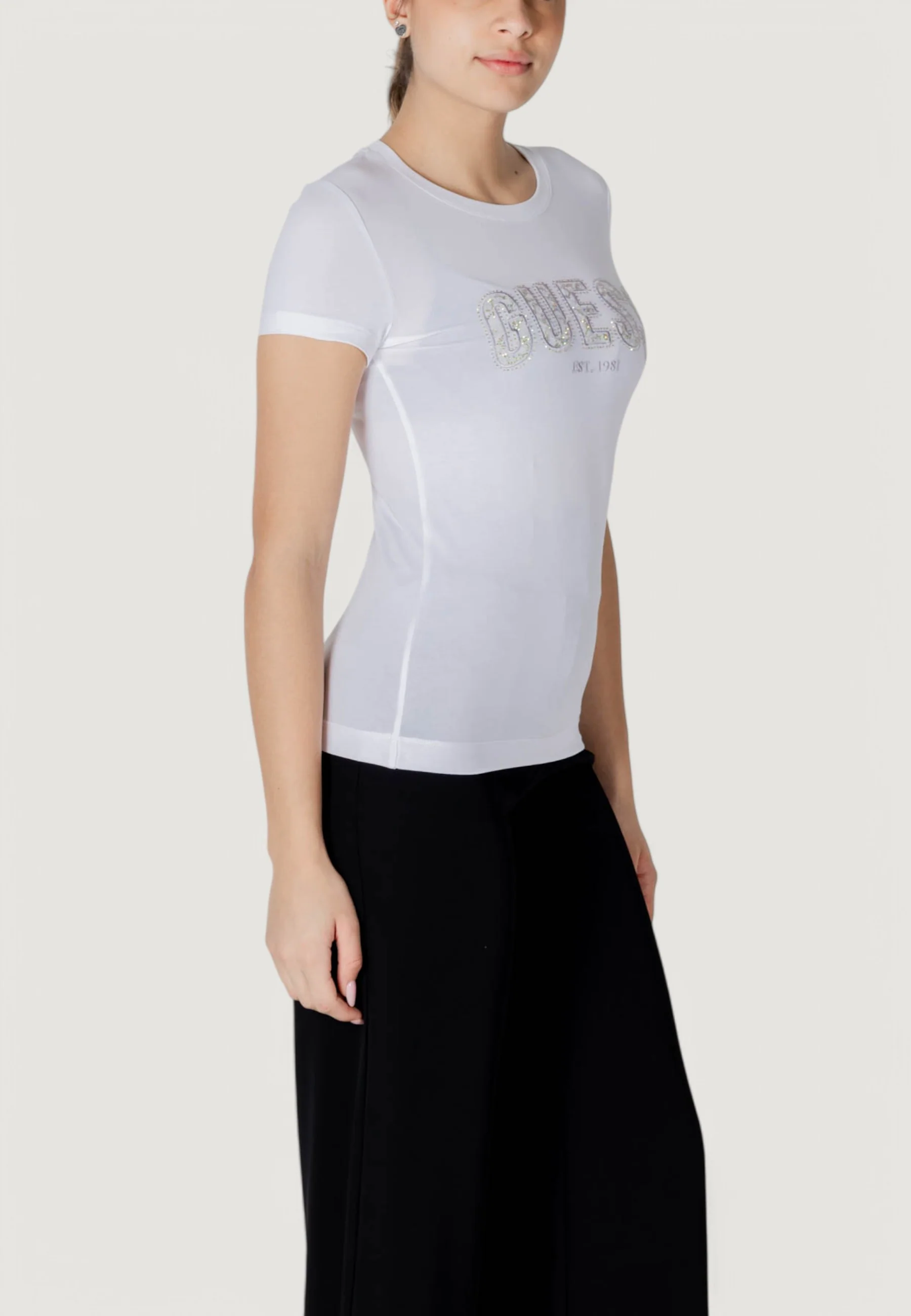 T-shirt Guess CN SS LOGO LACE TEE - Image 4