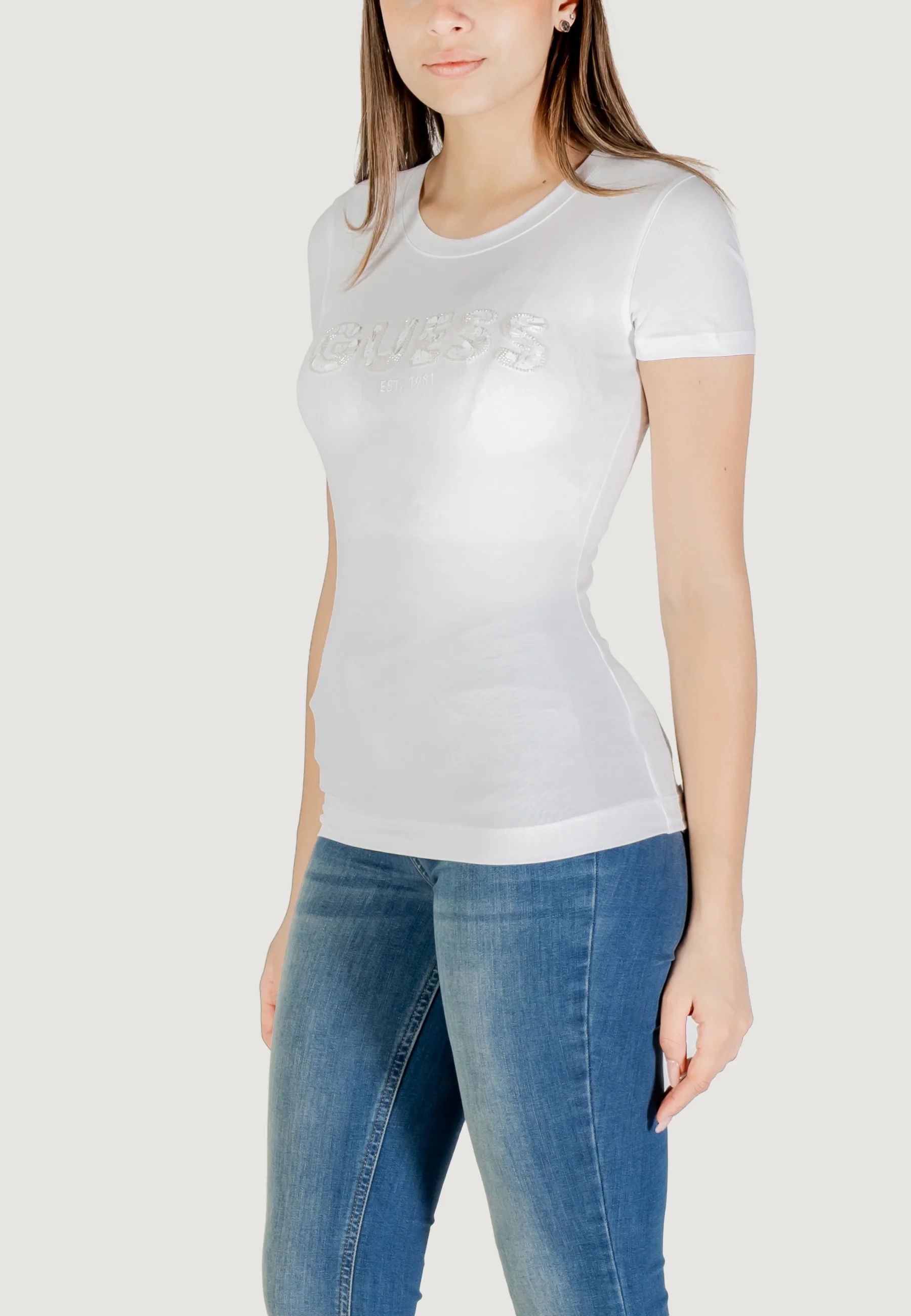 T-shirt Guess CN SS LOGO SEGQUINS - Image 4