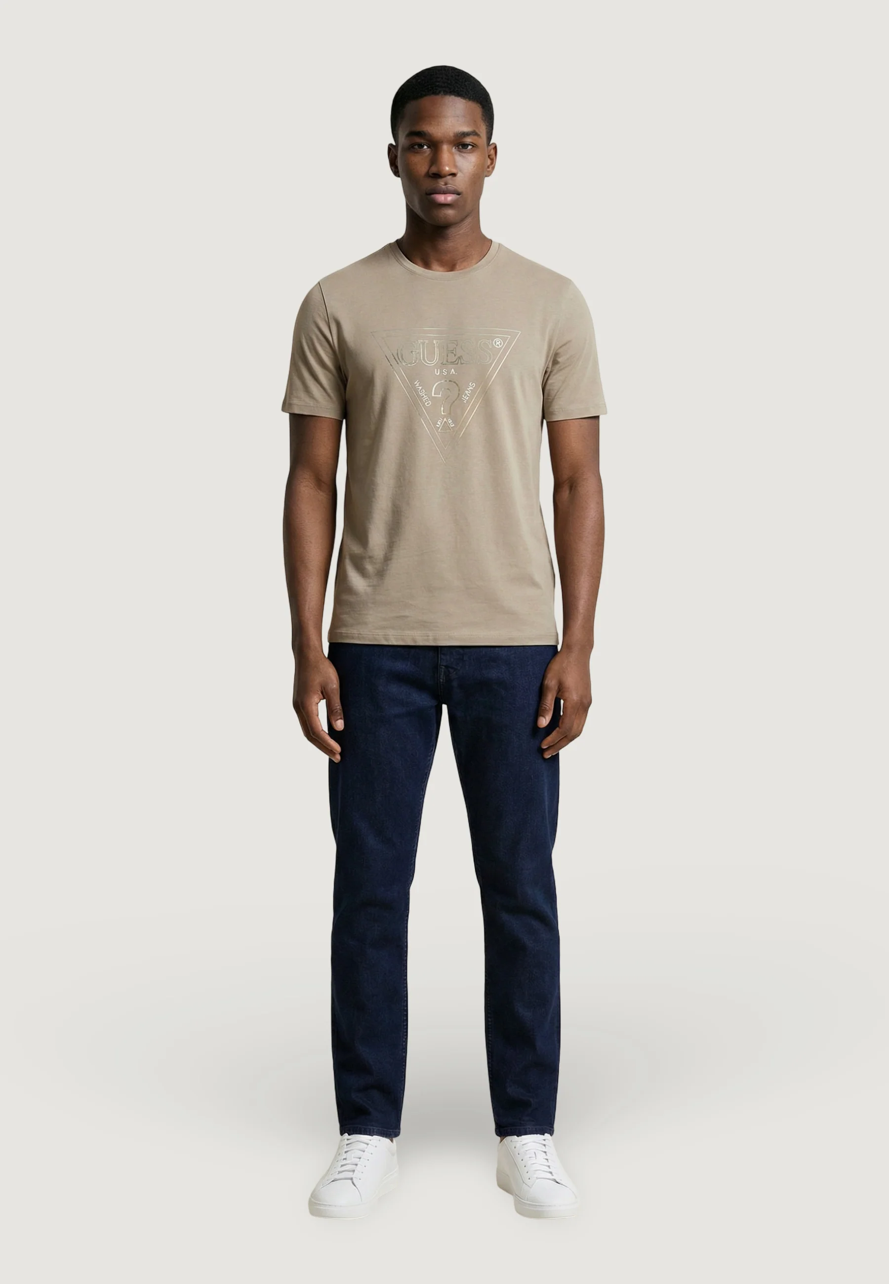 T-shirt Guess CN SS TRIANGLE HD MULTICOLOR T - Image 3