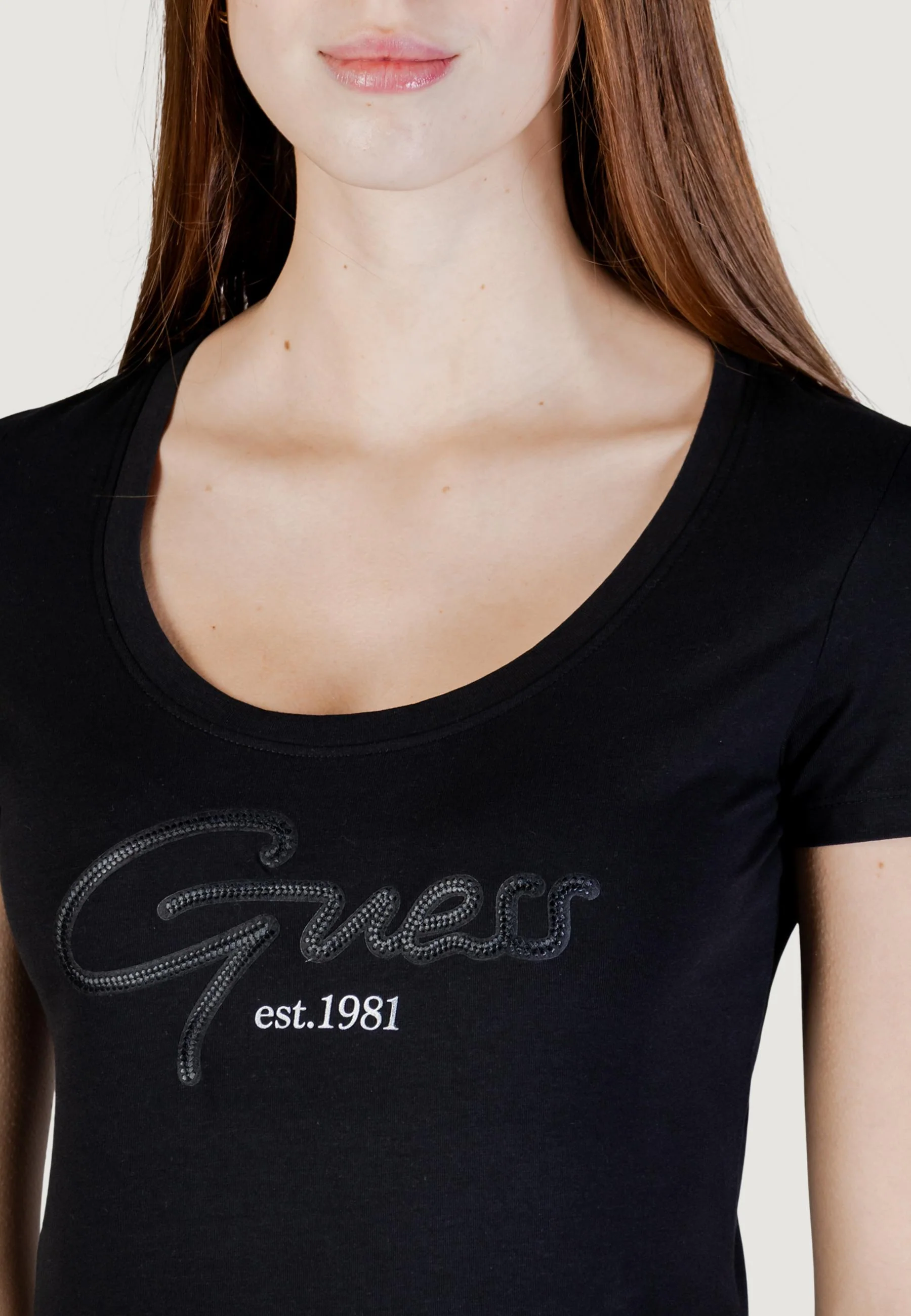 T-shirt Guess SS CN GUESS SCRIPT TEE - Image 2