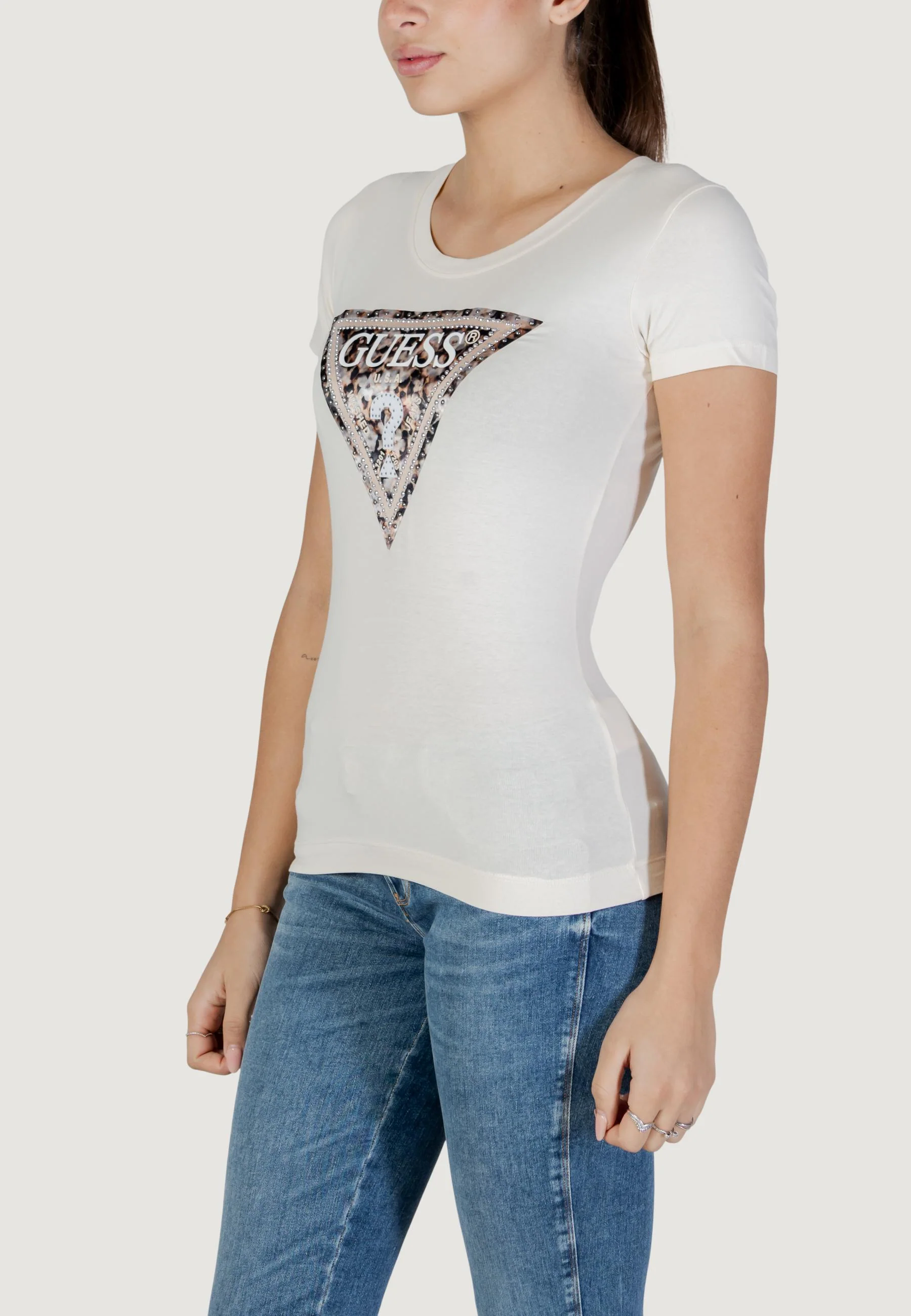 T-shirt Guess SS CN LEO TRIANGLE TEE - Image 3