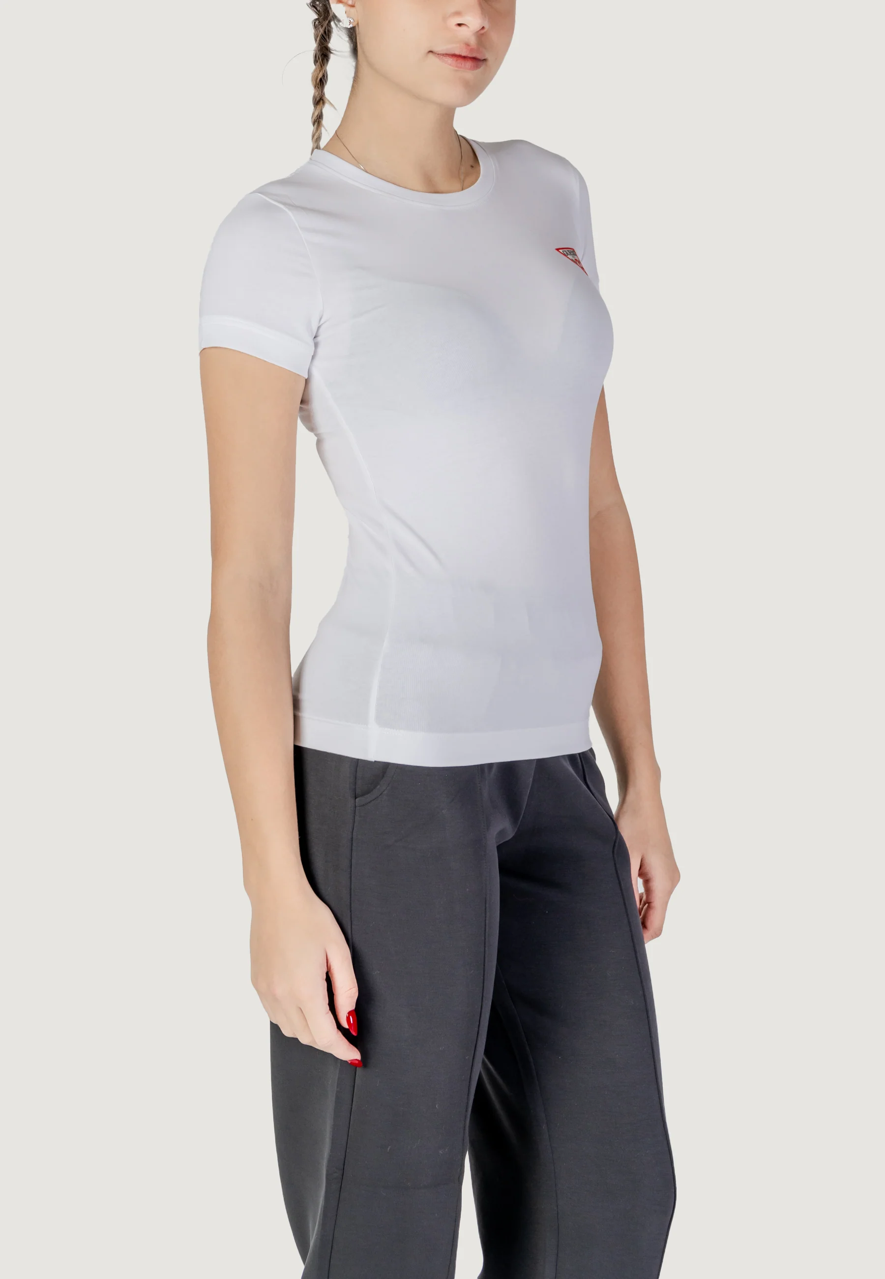 T-shirt Guess SS CN MINI TRIANGLE - Image 5