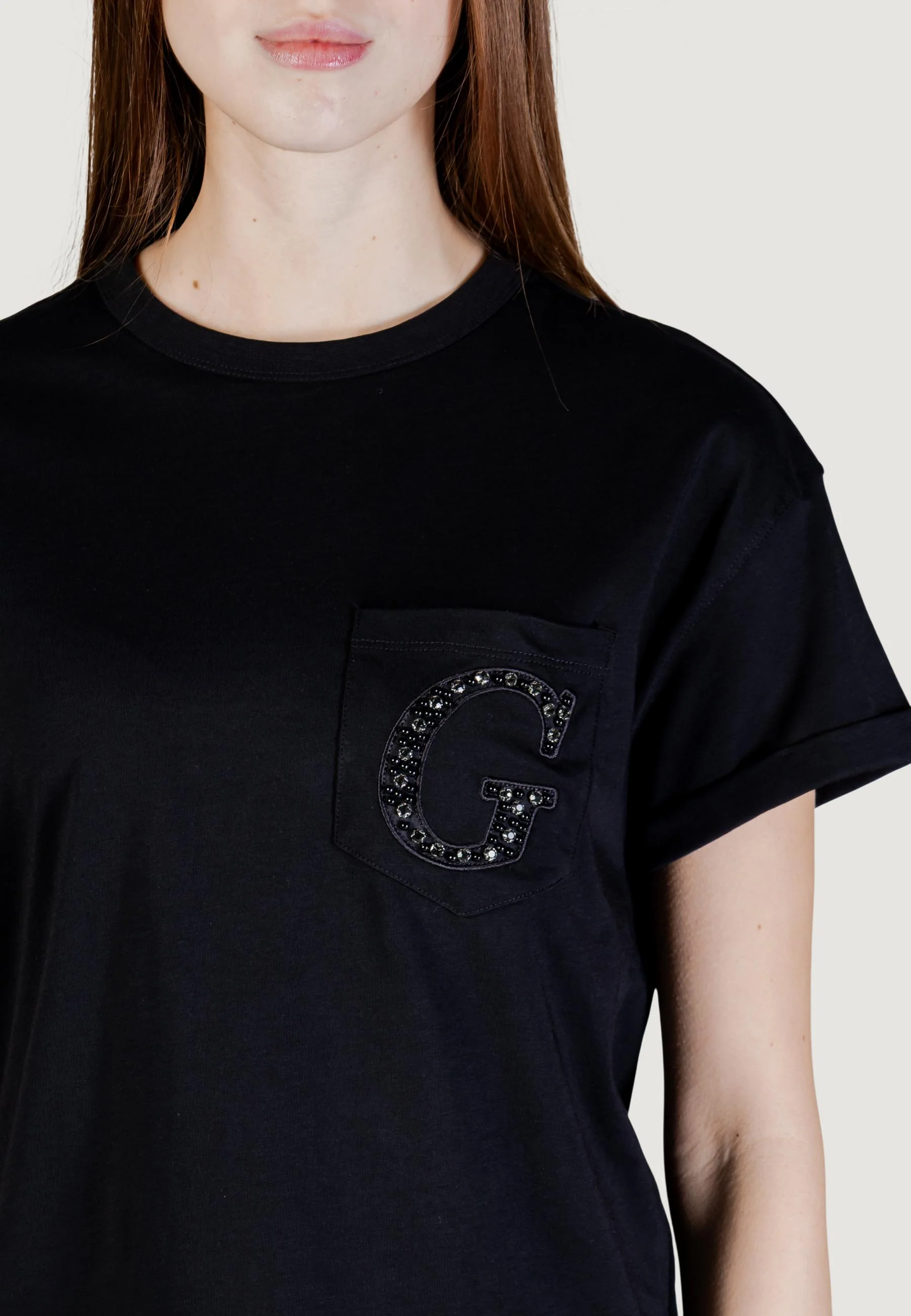 T-shirt Guess SS CN POCKET G LOGO TEE - Image 2