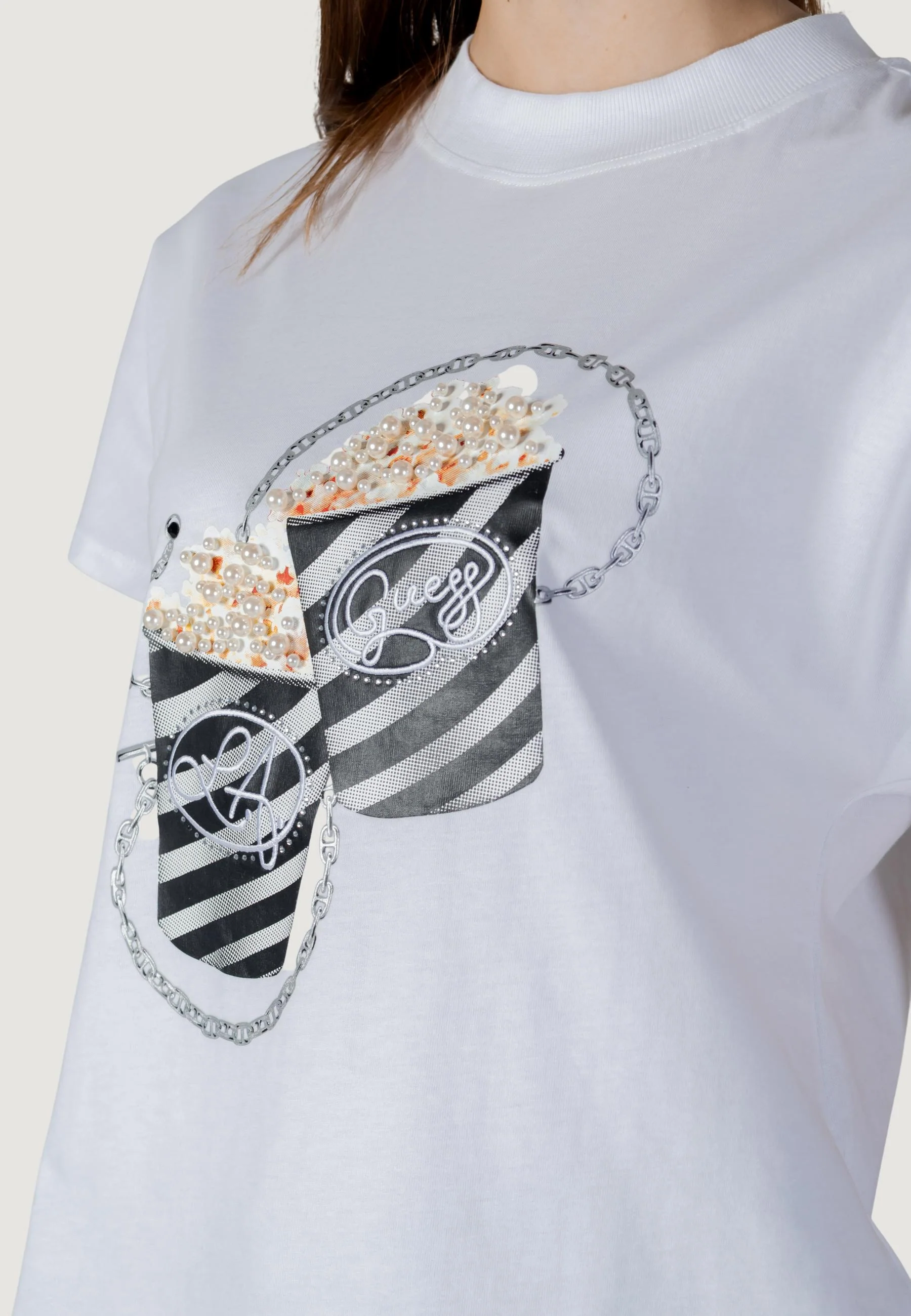 T-shirt Guess SS CN POPCORN TEE - Image 3