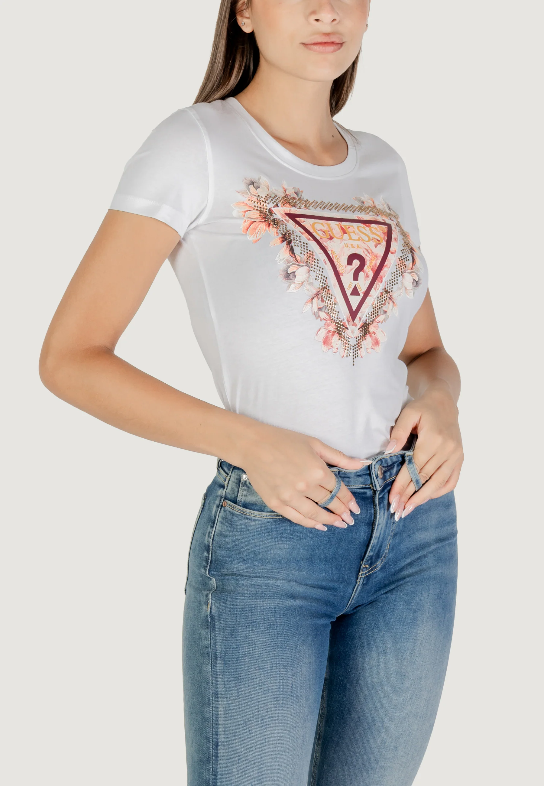 T-shirt Guess SS TRIANGLE FLOWERS TEE - Image 3