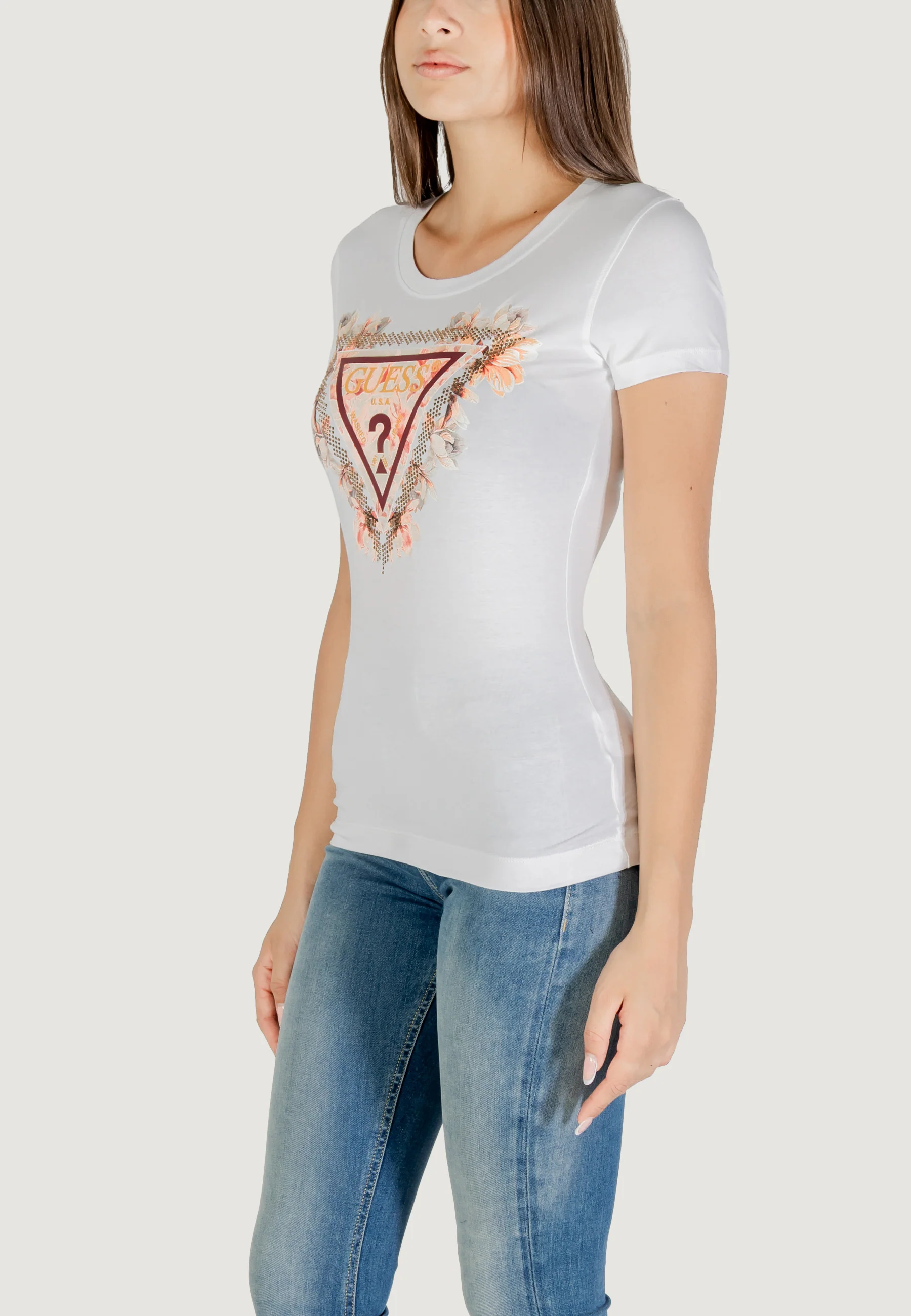 T-shirt Guess SS TRIANGLE FLOWERS TEE - Image 4