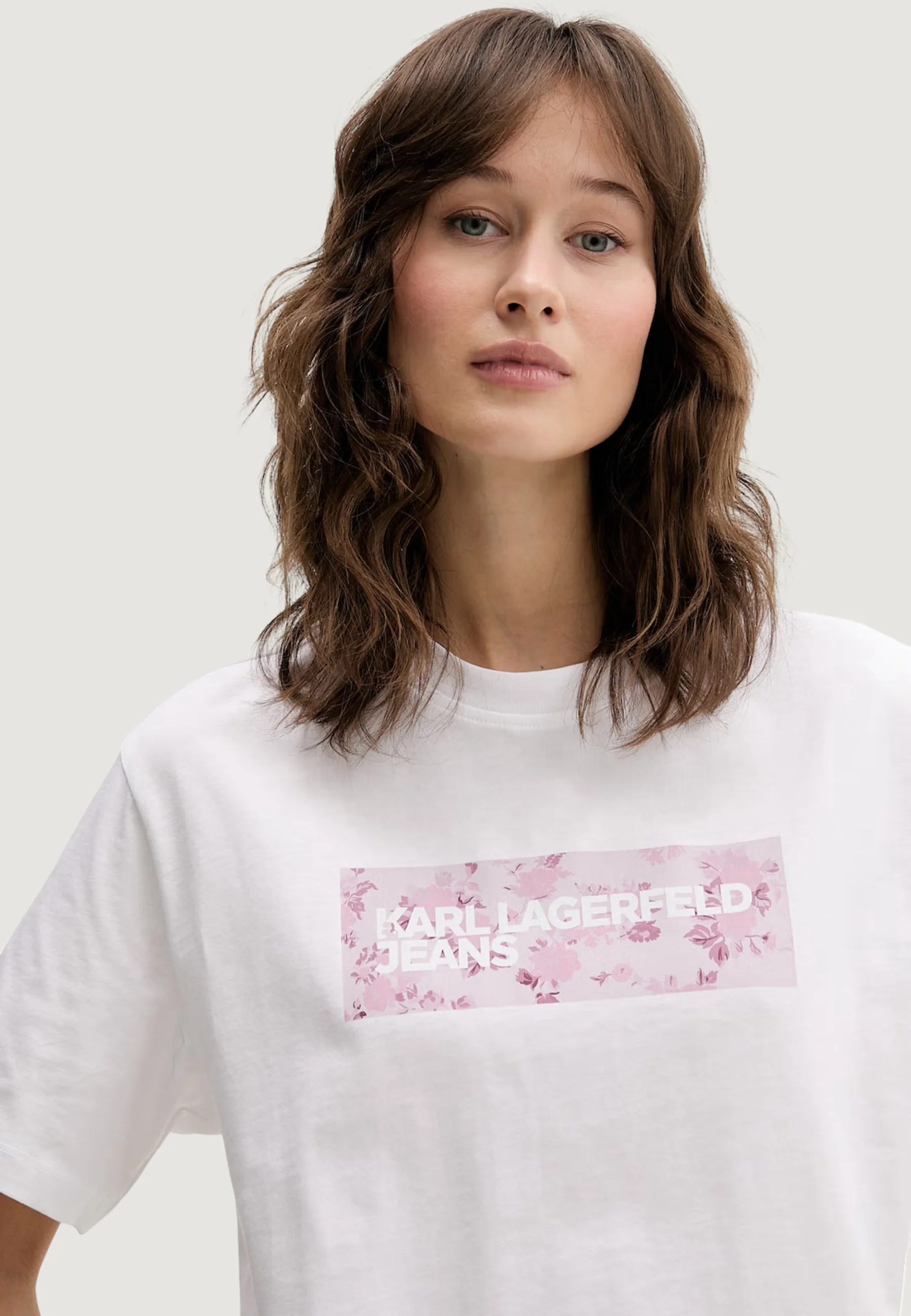 T-shirt Karl Lagerfeld Jeans KLJ Reg Floral Logo Tee - Image 4