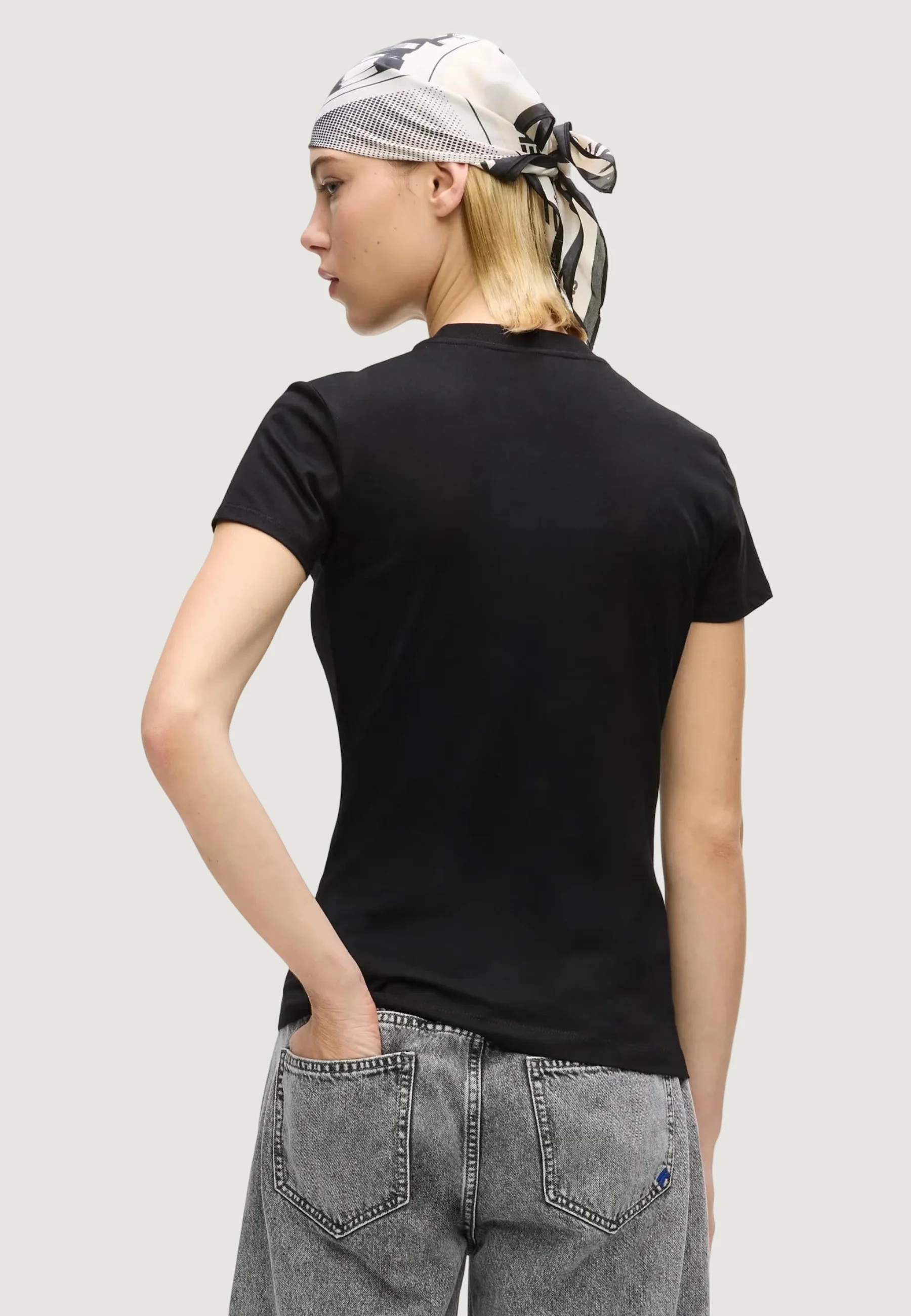 T-shirt Karl Lagerfeld Jeans KLJ Slim Ss K Logo Tee - Image 2