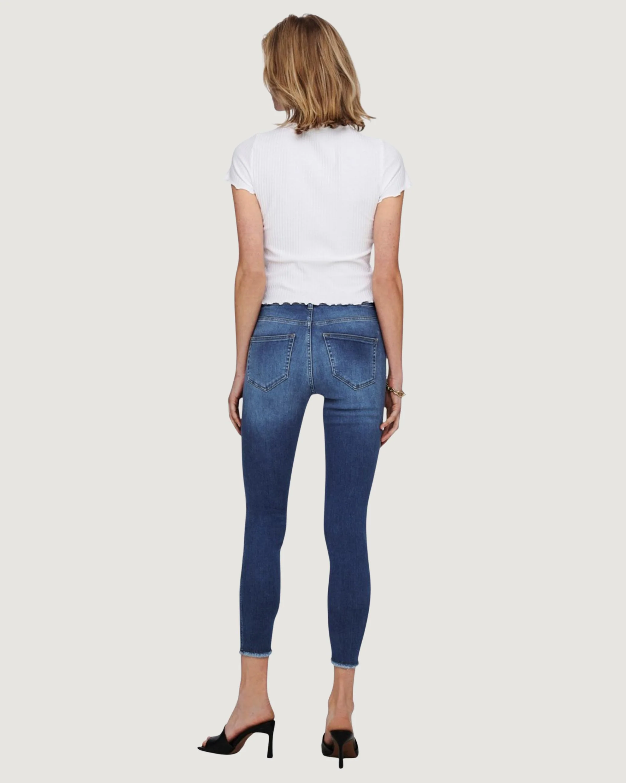 T-shirt Only ONLEMMA S/S SHORT TOP NOOS JRS - Image 5