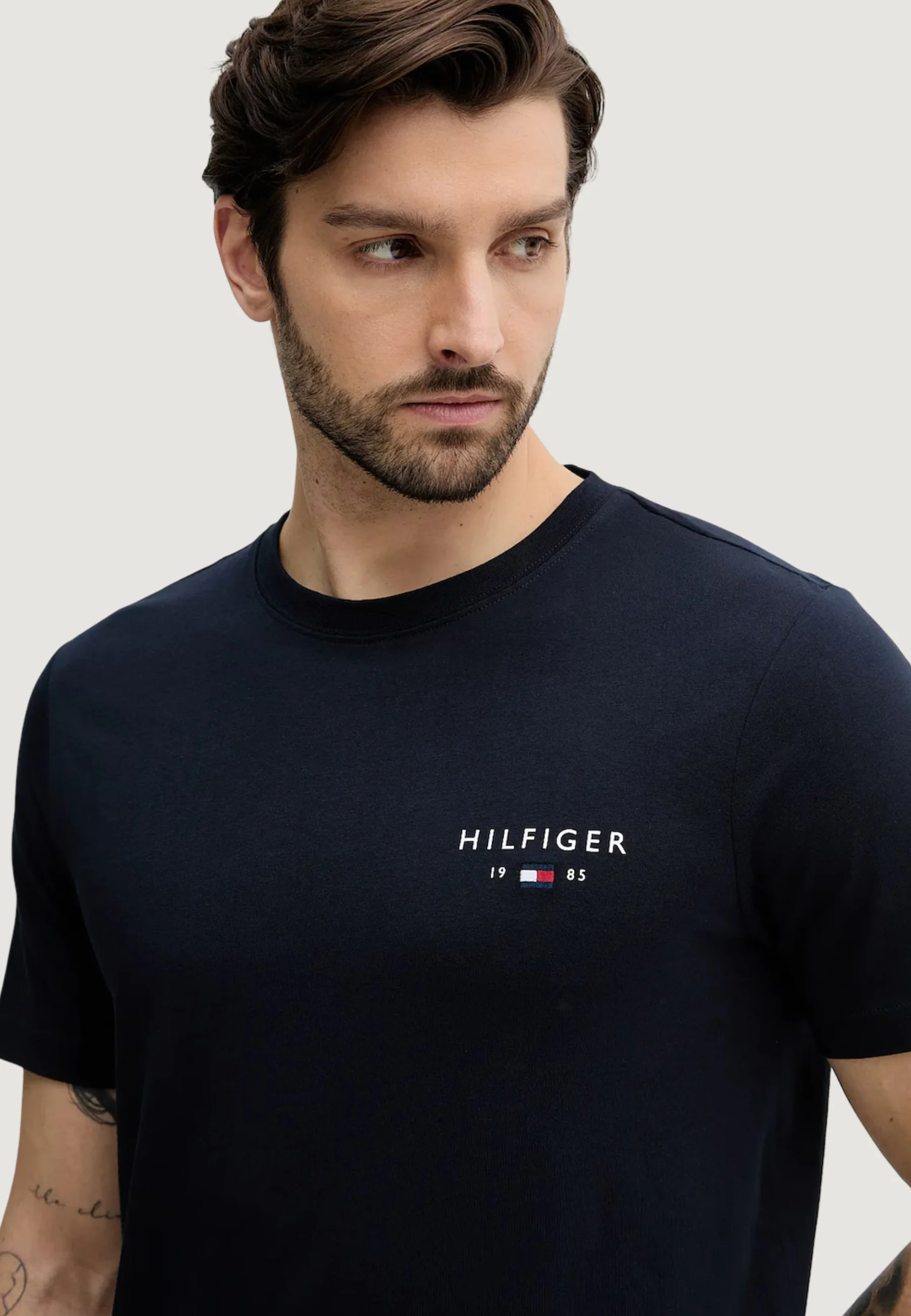 T-shirt Tommy Hilfiger Jeans BRAND LOVE SMALL HIL - Image 4
