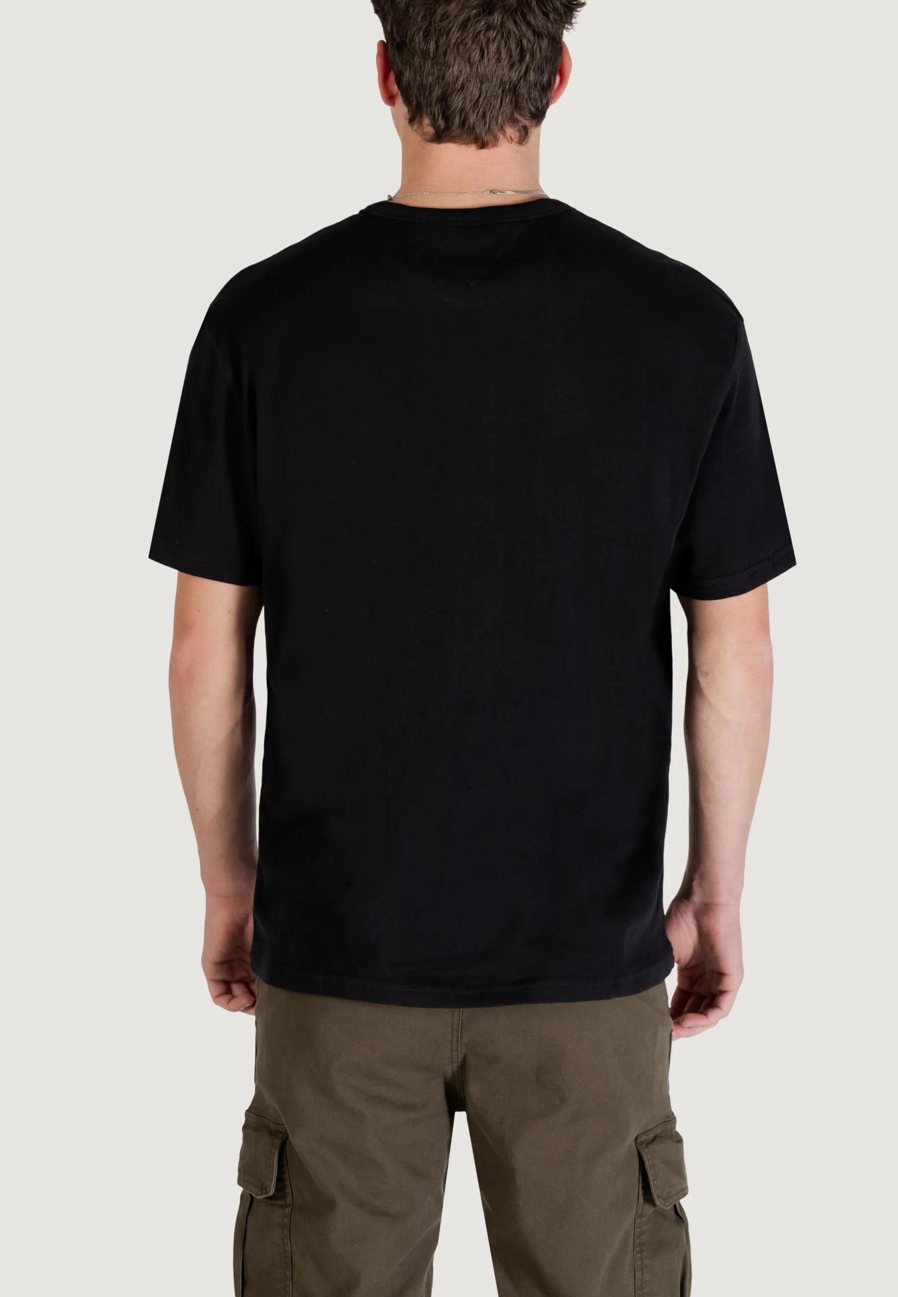 T-shirt Tommy Hilfiger Jeans DM0DM21110 - Image 2