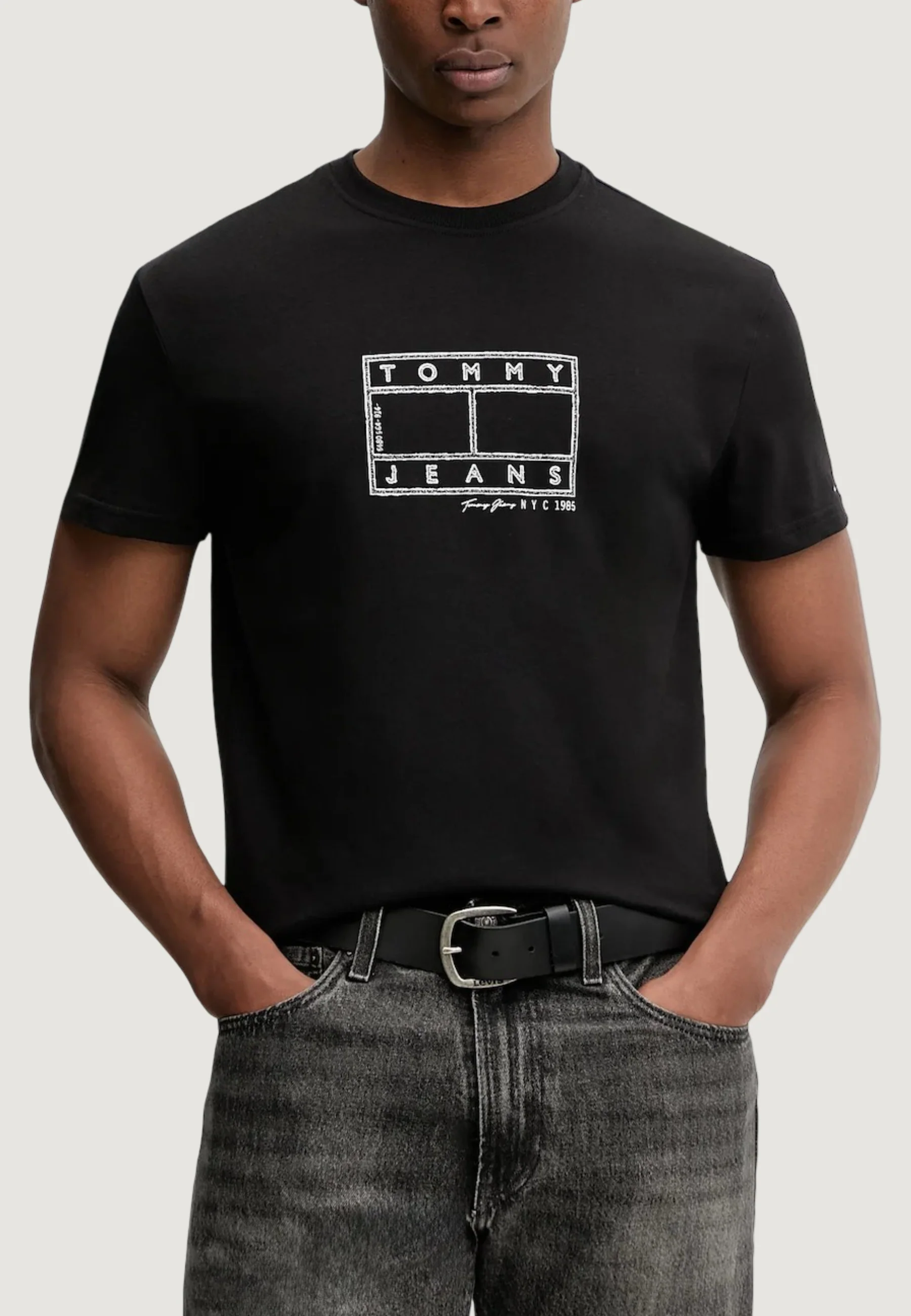 T-shirt Tommy Hilfiger Jeans DM0DM22317 - Image 2