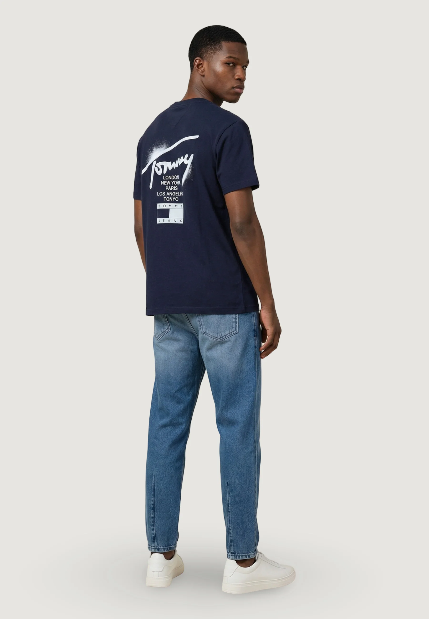 T-shirt Tommy Hilfiger Jeans DM0DM22553 - Image 3