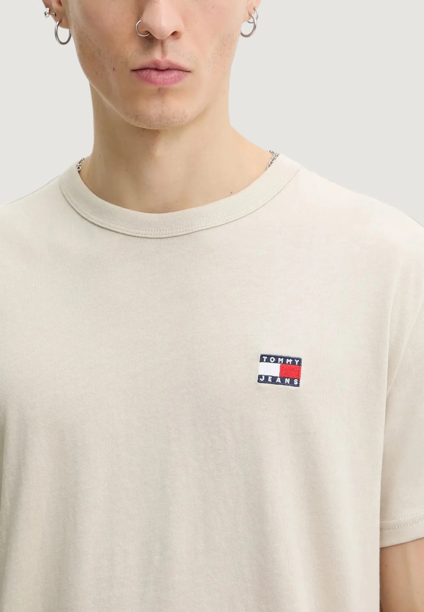 T-shirt Tommy Hilfiger Jeans DM0DM22667 - Image 4