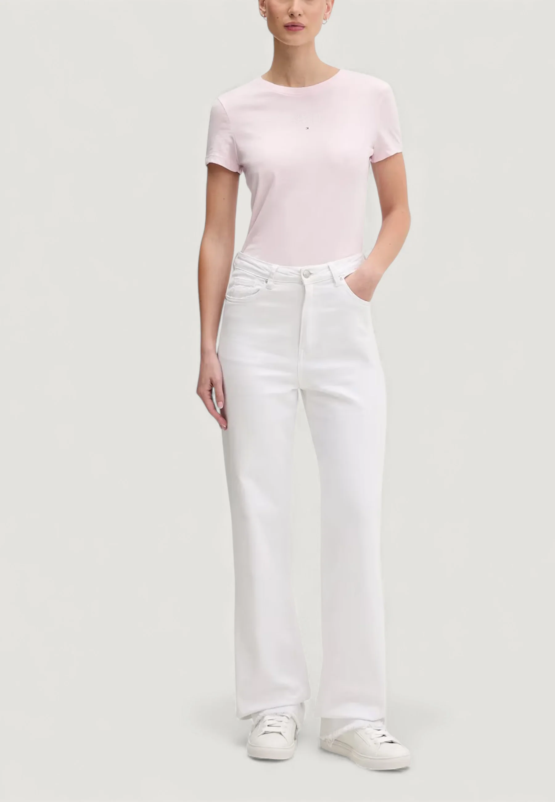 T-shirt Tommy Hilfiger Jeans DW0DW21841 - Image 2
