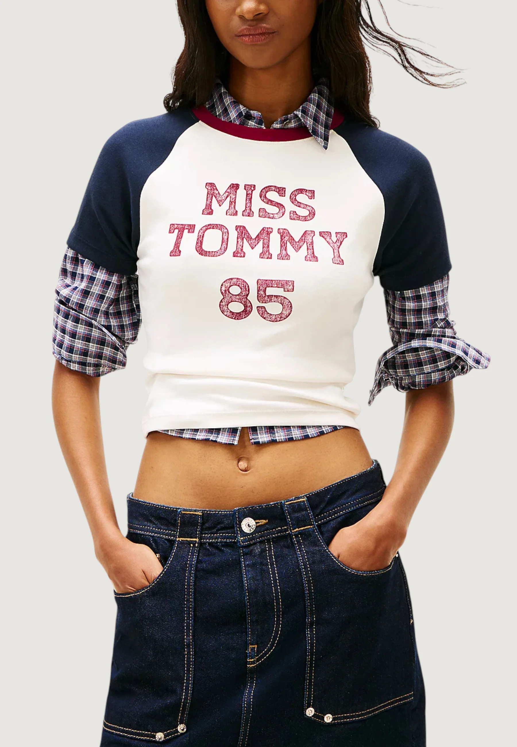 T-shirt Tommy Hilfiger Jeans DW0DW22536 - Image 2