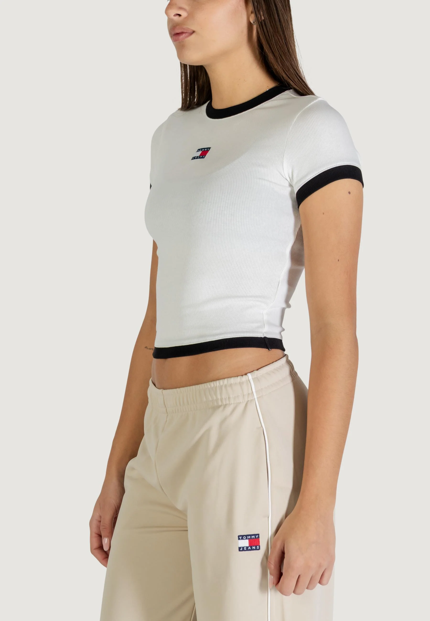 T-shirt Tommy Hilfiger Jeans DW0DW22575 - Image 3