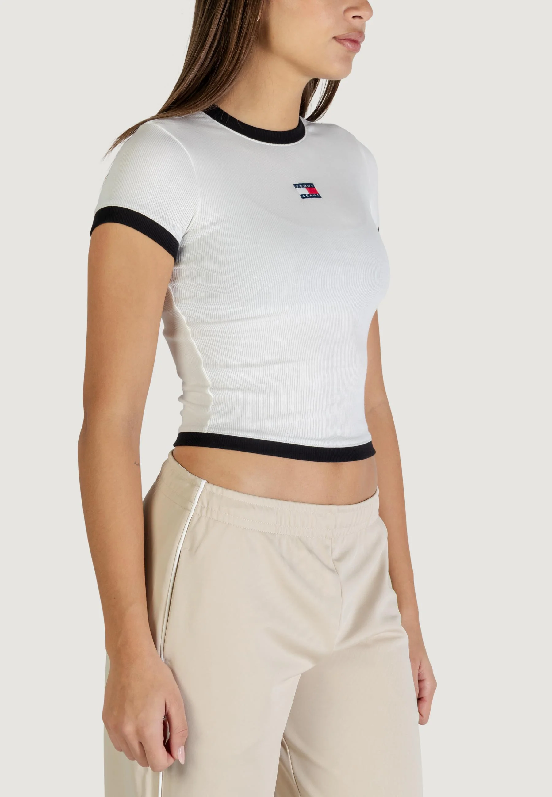 T-shirt Tommy Hilfiger Jeans DW0DW22575 - Image 4