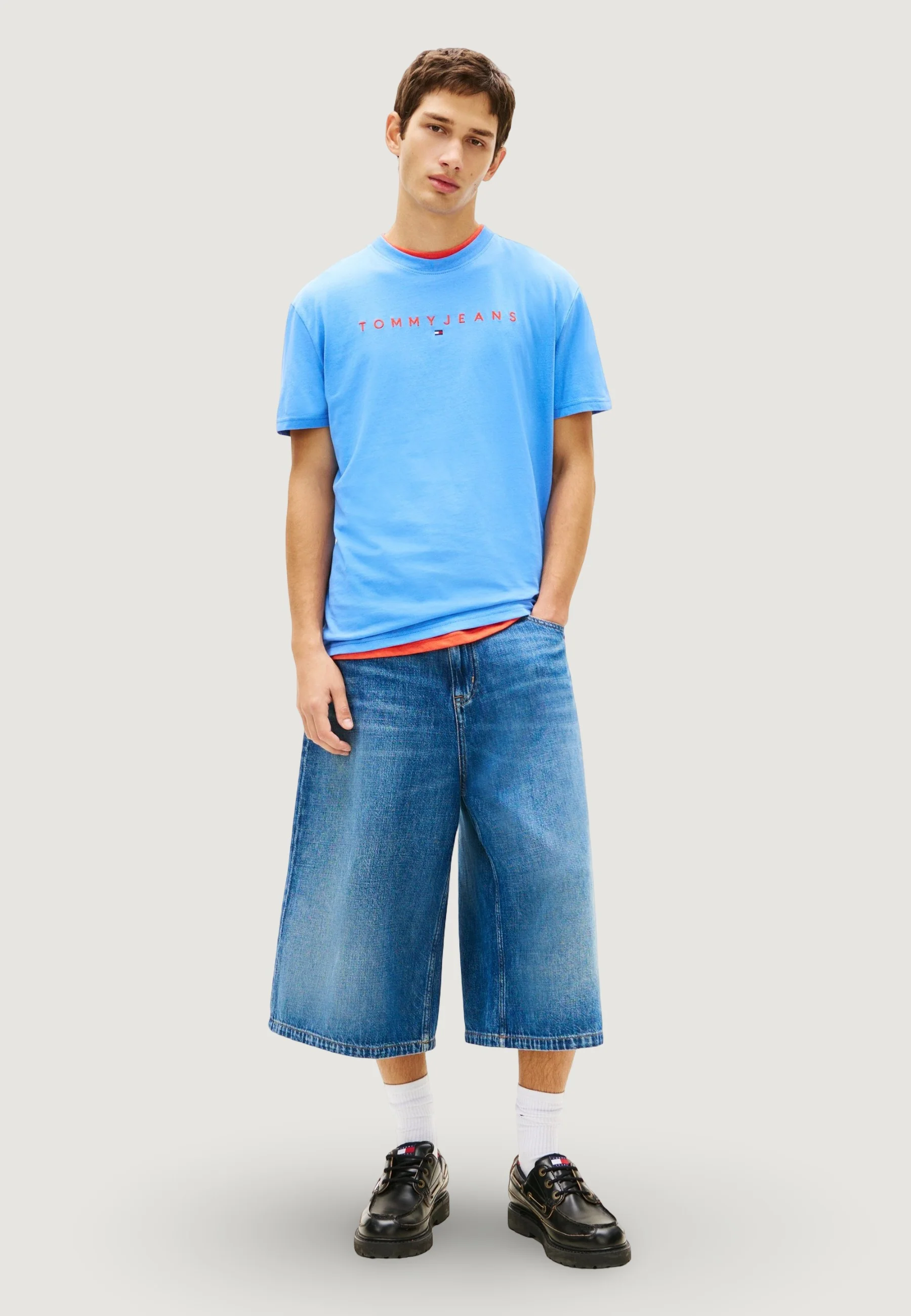 T-shirt Tommy Hilfiger Jeans TJM REG LINEAR LOGO - Image 5