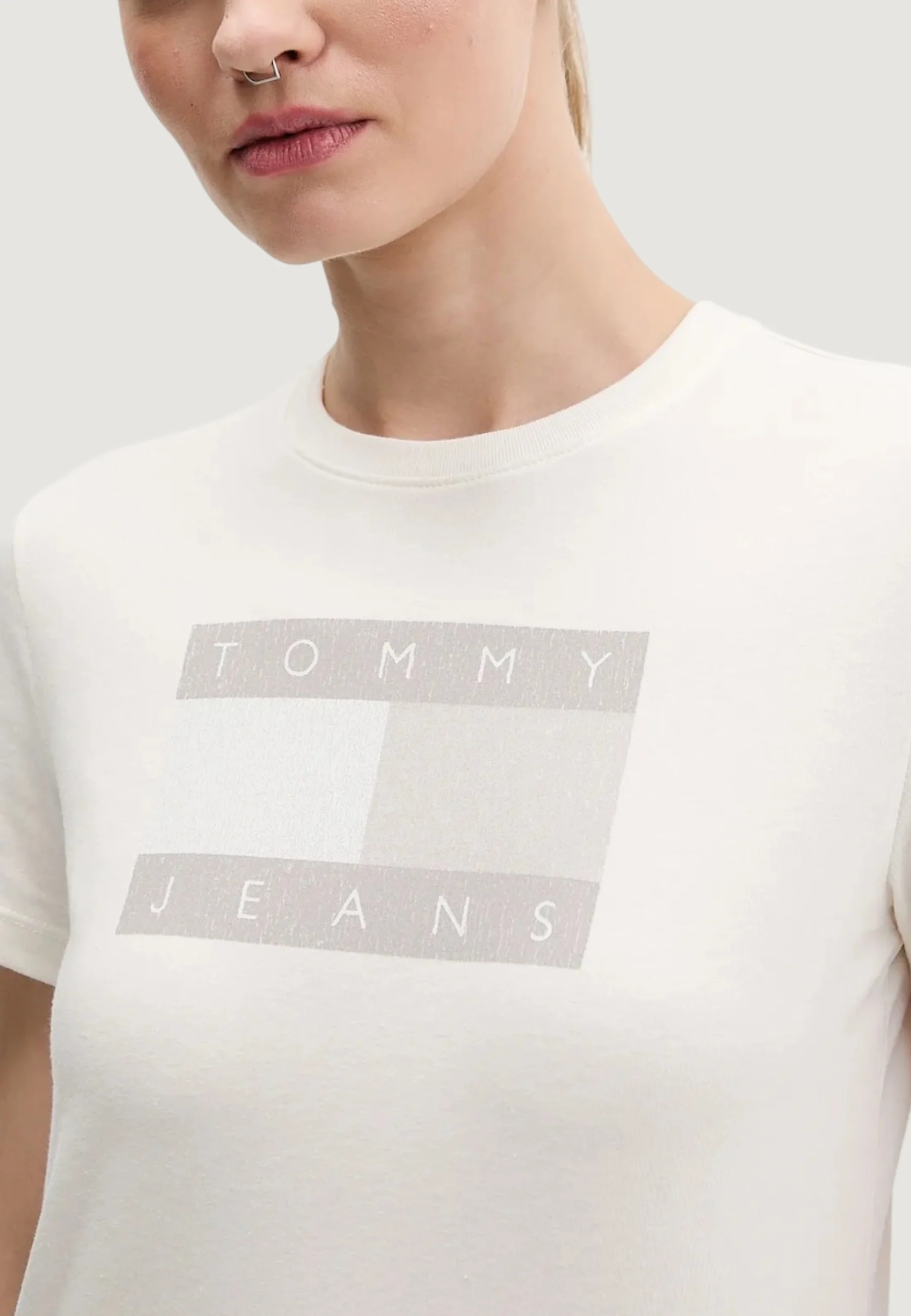 T-shirt Tommy Hilfiger Jeans TJW REG TJ FLAG SS T - Image 4
