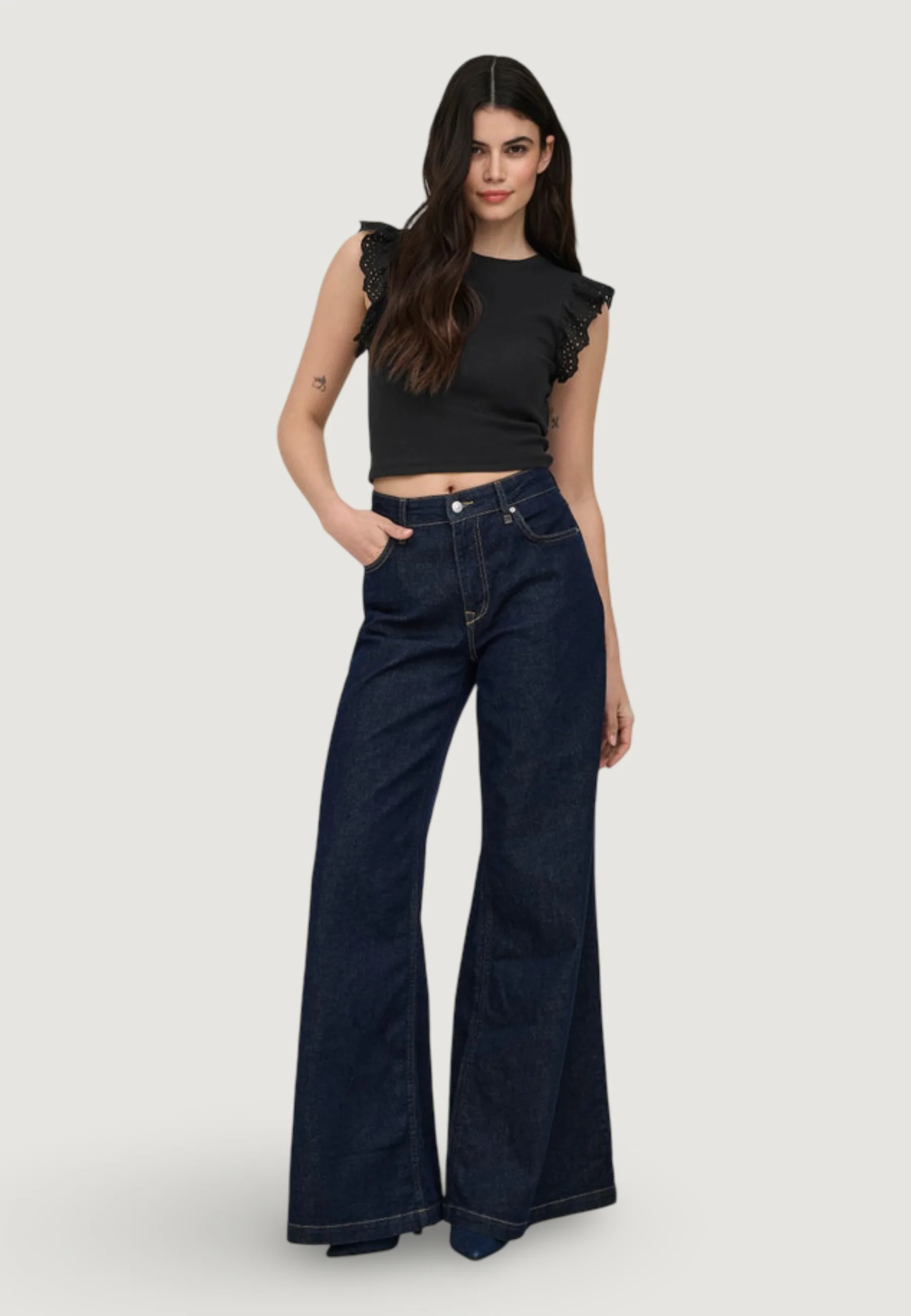 Top Only Onlmathilda S/L Lace Detail Jrs Noos - Image 5