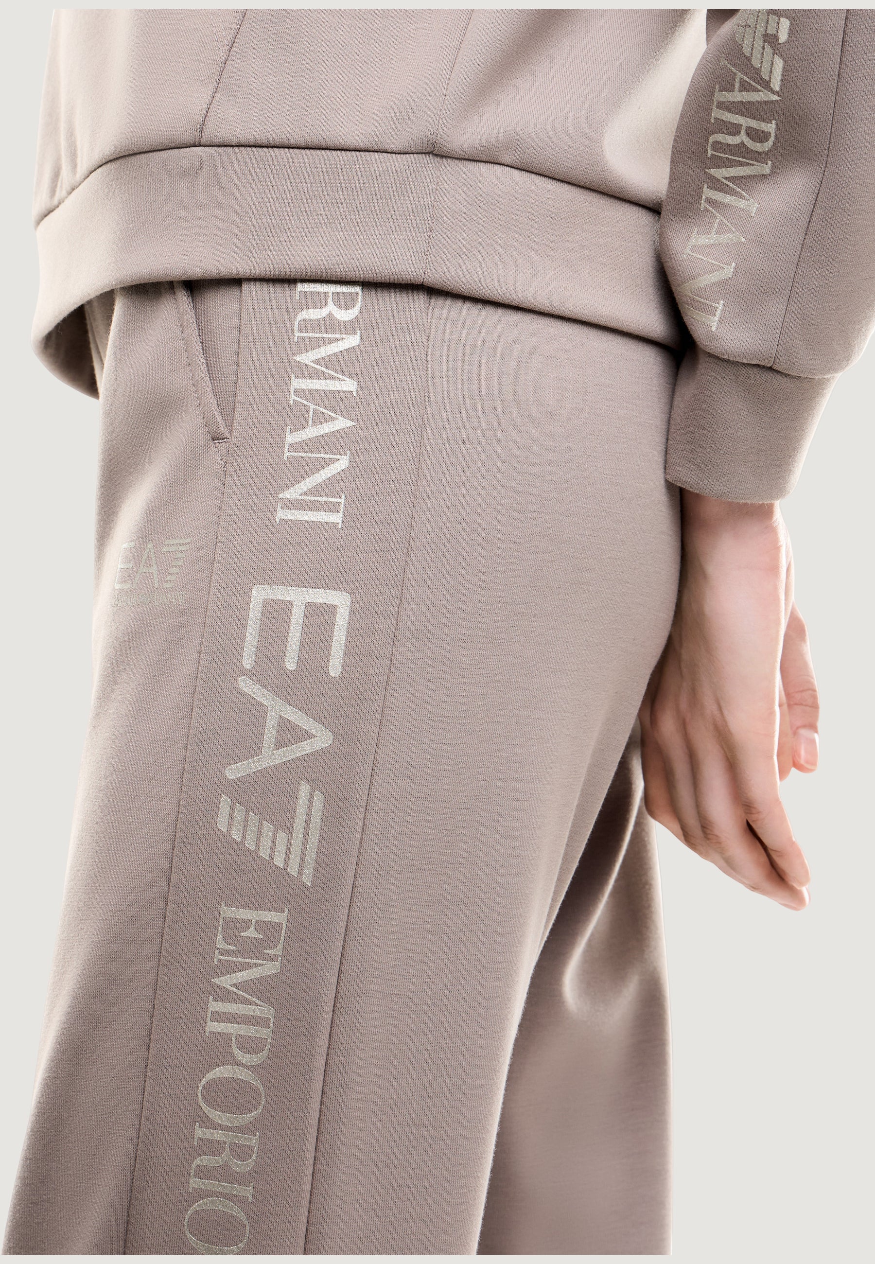 Tuta EA7 TRACKSUIT - Image 5