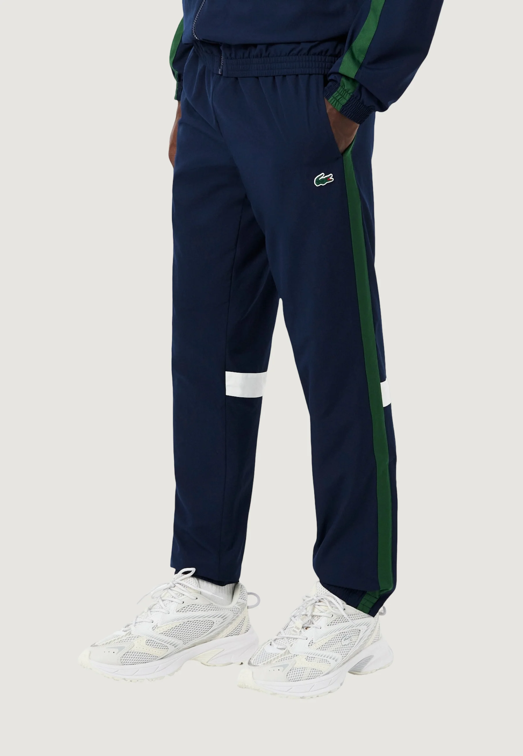 Tuta Lacoste WH0226 - Image 6