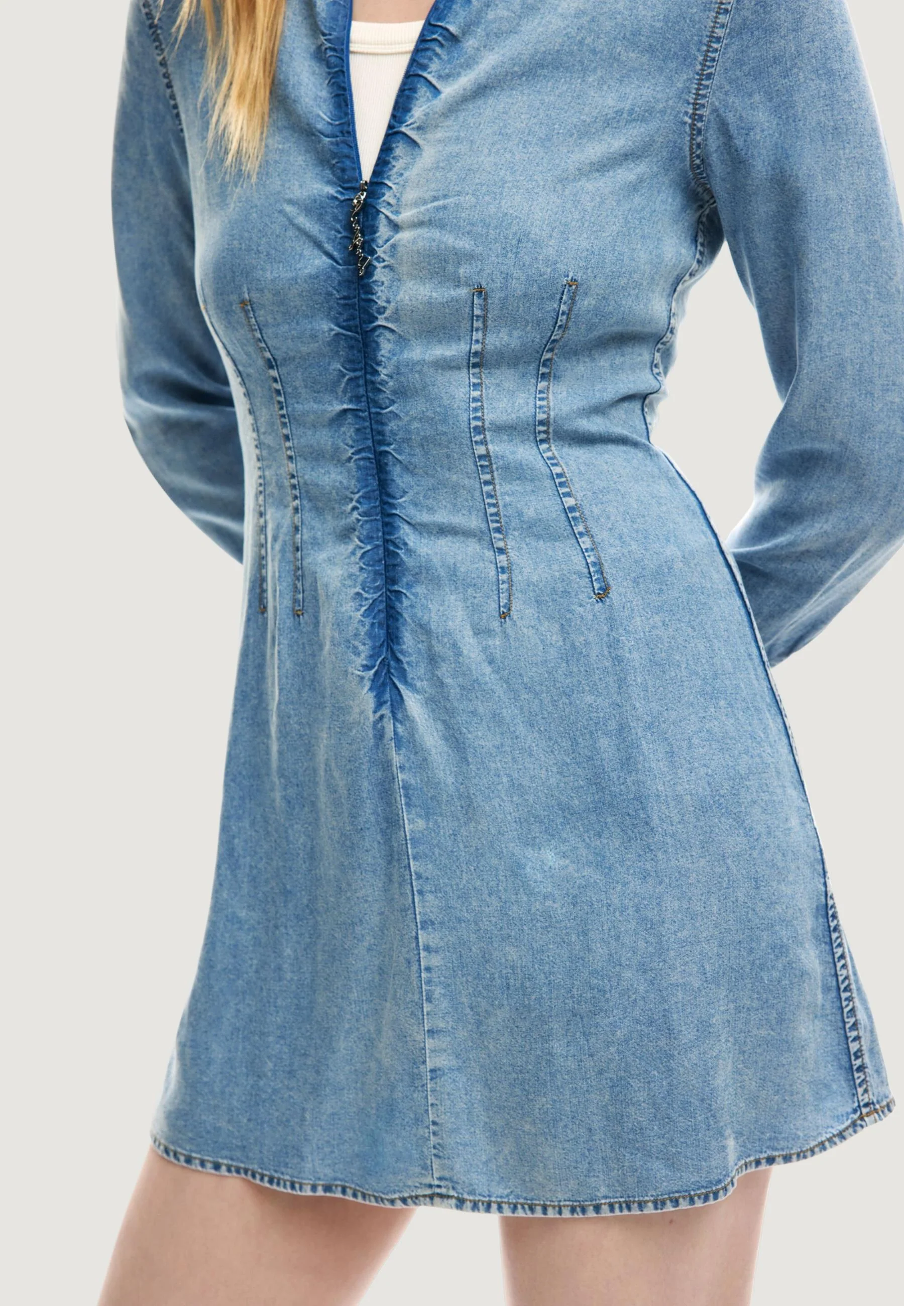 Vestito corto Desigual VEST_LONAN - Image 2