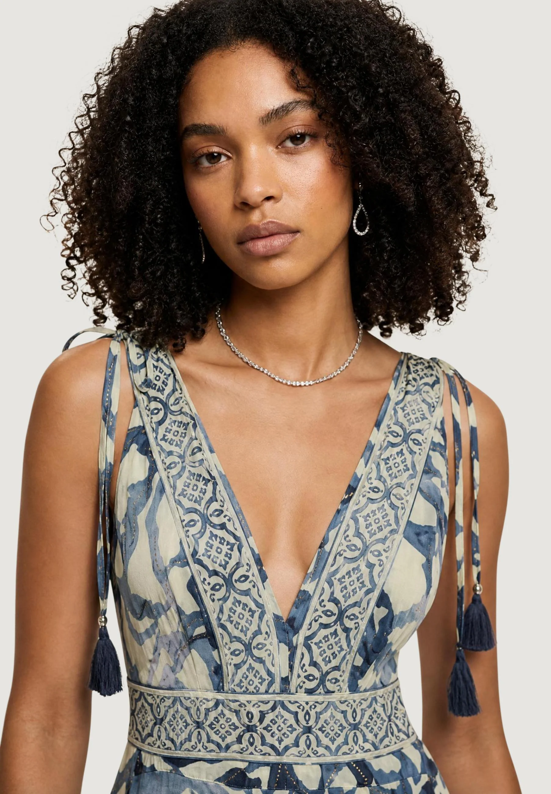 Vestito lungo Ayfee ABITO SCOLLO MARYLIN CON TASSEL - Image 3