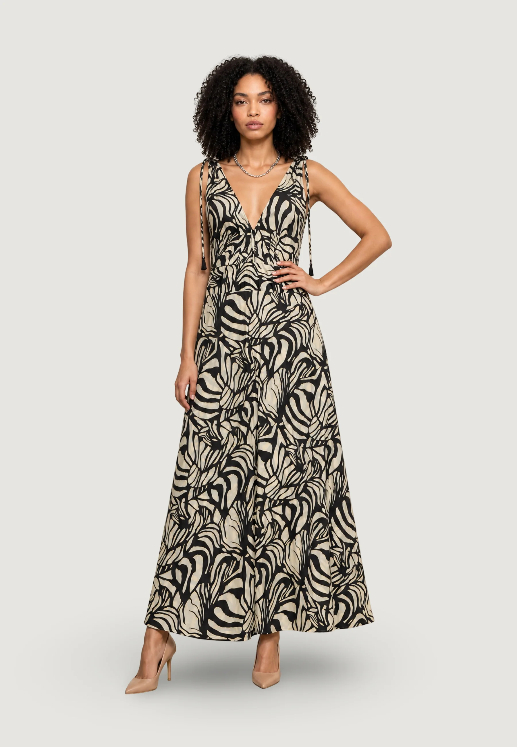 Vestito lungo Ayfee ABITO SCOLLO MARYLIN CON TASSEL
