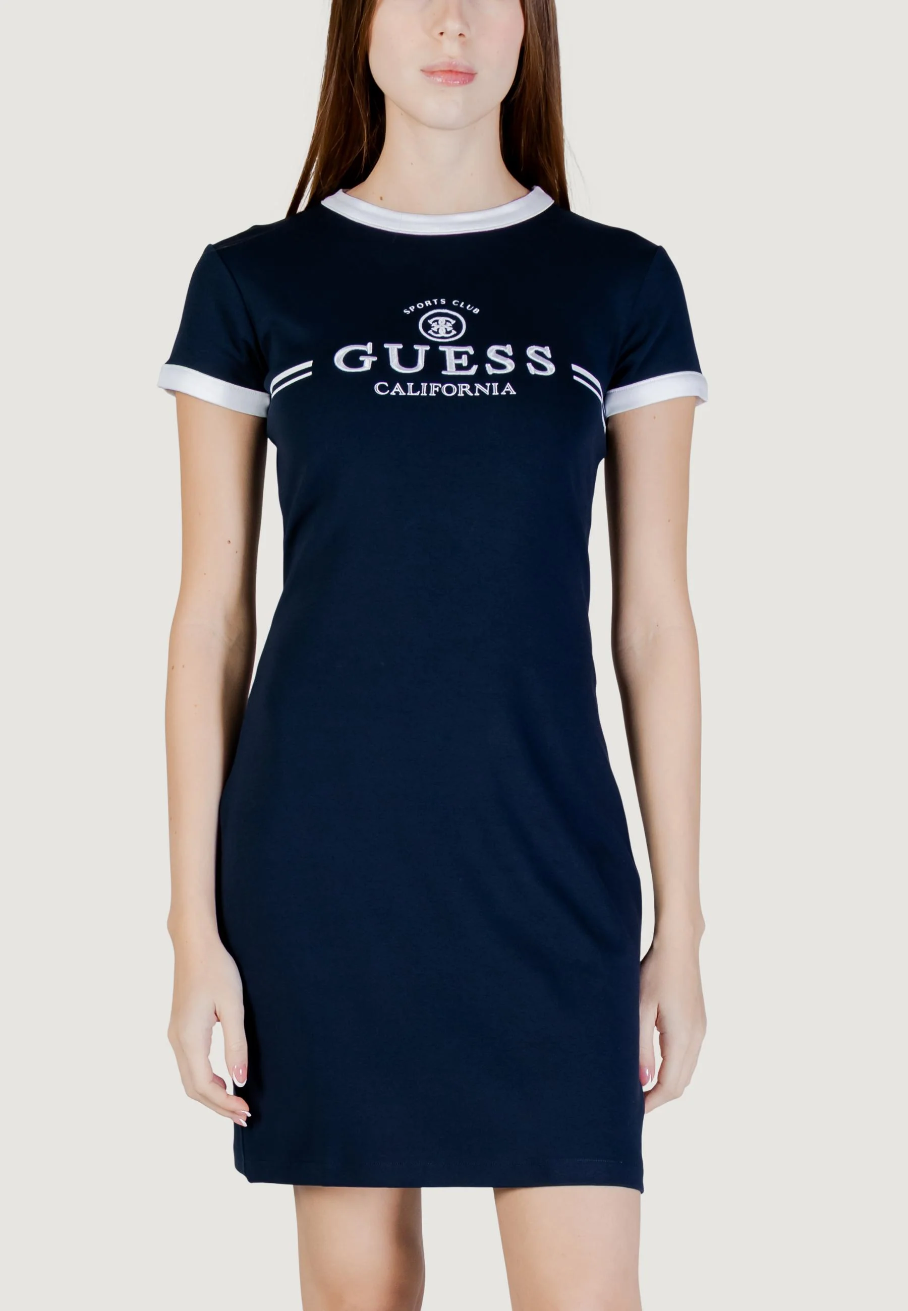 Vestito corto Guess Active MILA SS SHORT DRESS