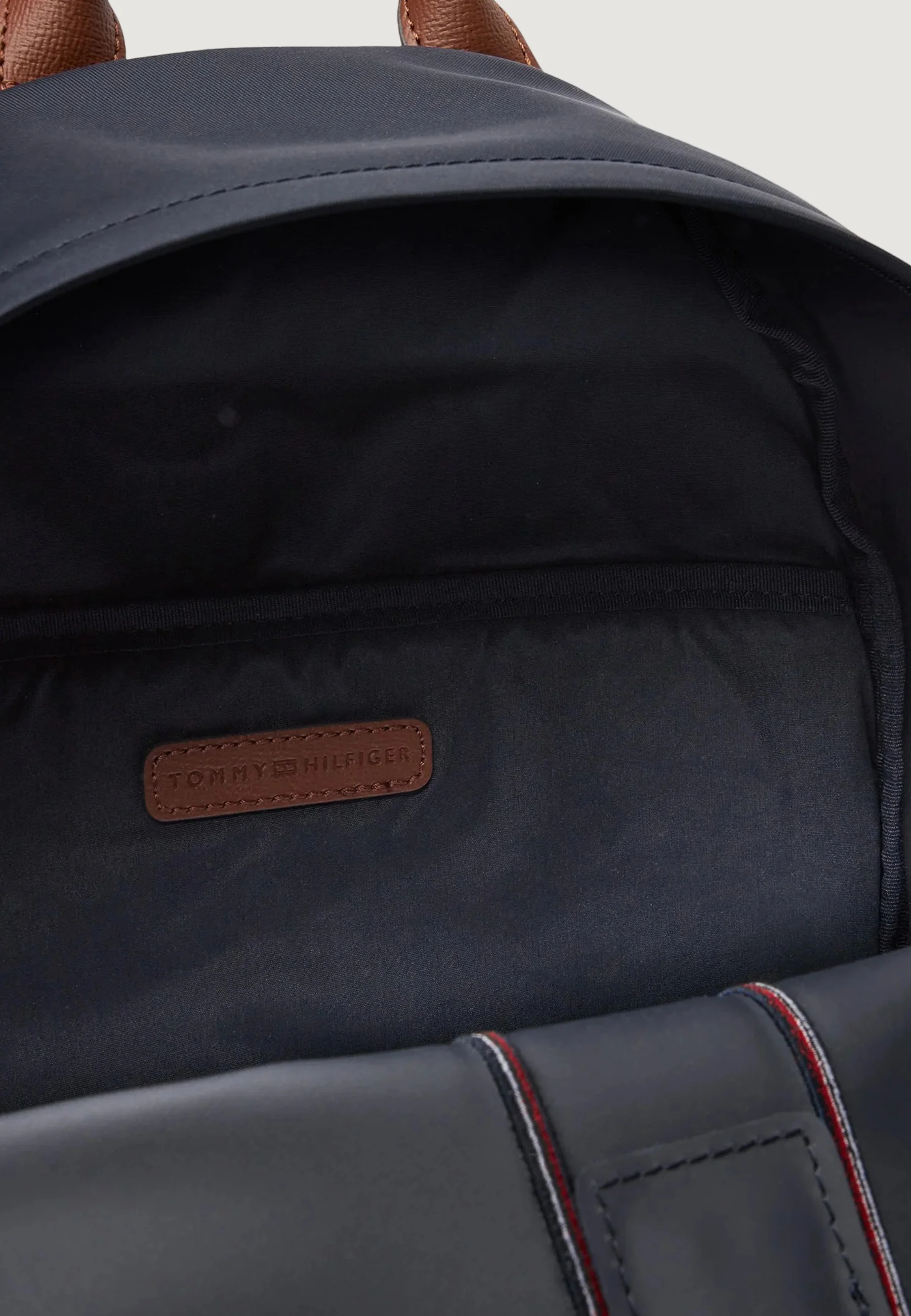 Zaino Tommy Hilfiger POPETTE DOME CORP - Image 5
